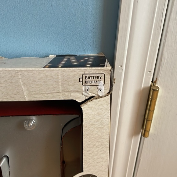 Loft Living *NIB* Marqee Sign, "M" - Picture 9 of 13